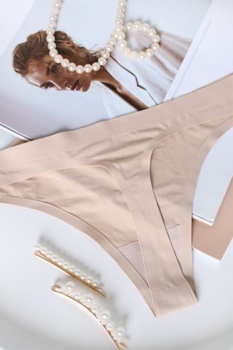 Testszínű finom lézervágott tanga