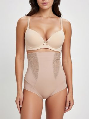 Testszínű magasított csipkés karcsúsító tanga