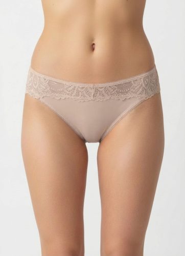 RC púder színű csipkés tanga