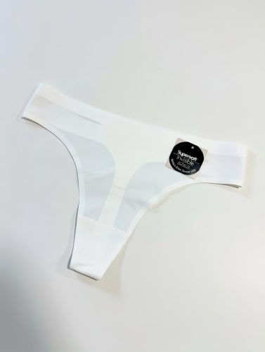 Factor ivory színű lézervágott tanga