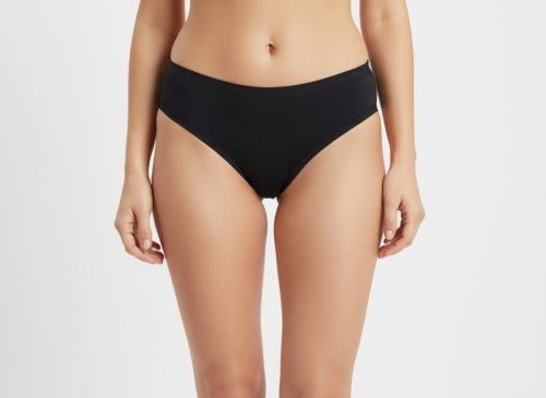 Essencials fekete tanga bugyi                    