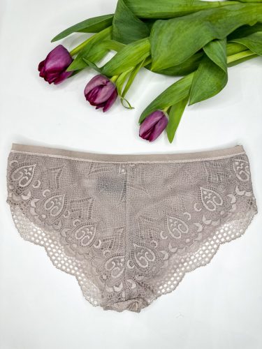 Brace púder színű csipkés bikini bugyi