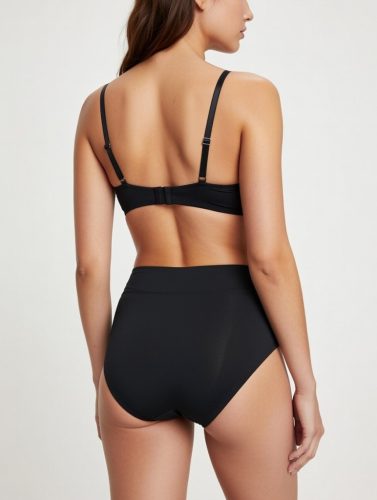 Smooth magasított fekete bugyi