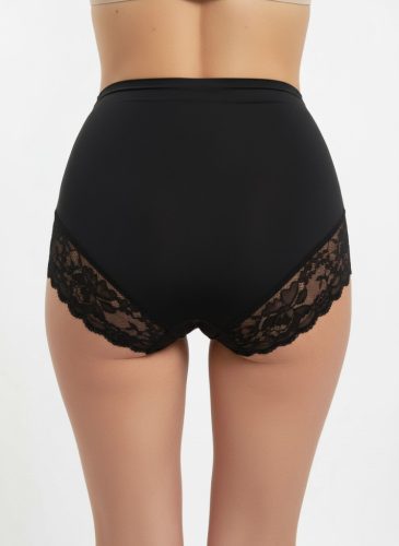 Csipkés fekete színű magasított FIT bugyi