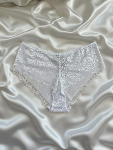 Marla fehér csipkés plus size hipster