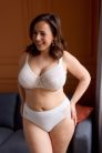 Gyöngyszínű Contour-Fit fazonú plus size melltartó