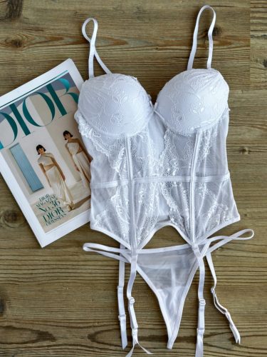 RC Fehér csipkés push up corset szett