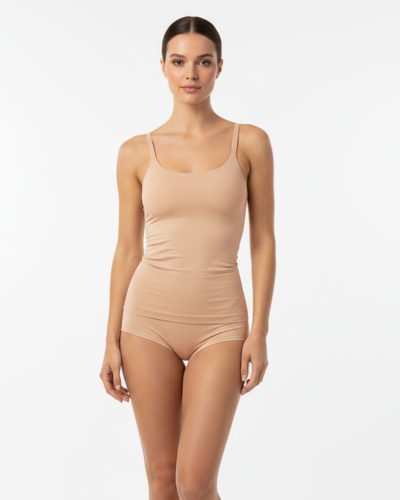 On The Right alakformáló trikó