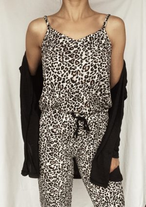 Exkluzív 3 részes leopárd mintás capri pijama szett