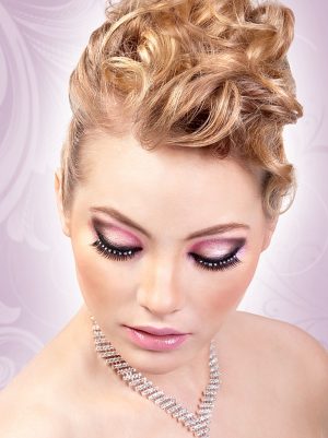 Glamour műszempilla ragasztóval Black/White No.582