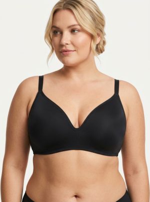 Week fekete merevítő nélküli plus size melltartó