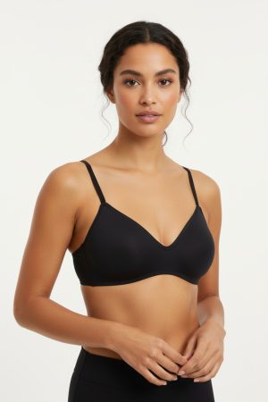  Brush fekete merevítő nélküli melltartó