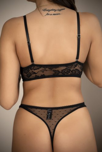 Close fekete merevítő nélküli elöl kapcsos csipkés melltartó