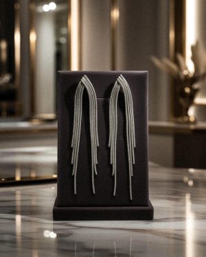 Vékony szálu fülbevaló