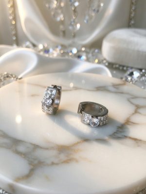 Ezüst színü nemesacél fülbevaló