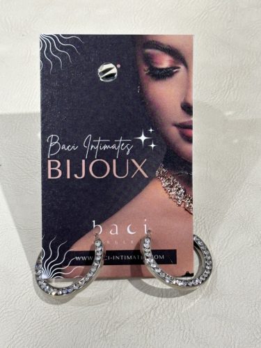 Ezüst strasszos karika fülbevaló