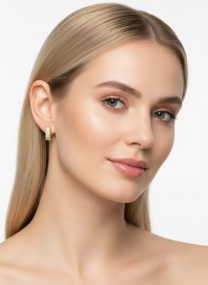   Arany színű ezüst strasszokkal díszített dupla soros fülbevaló