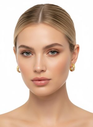 Arany színű köves karika fülbevaló.