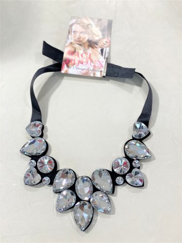 Ezüst apró virágos nyaklánc