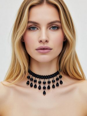 Fekete csipke choker nyaklánc dupla soros gyöngyökkel