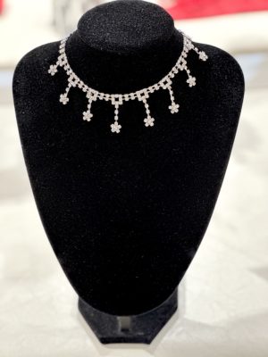 Ezüst kis virágos choker nyaklánc-067