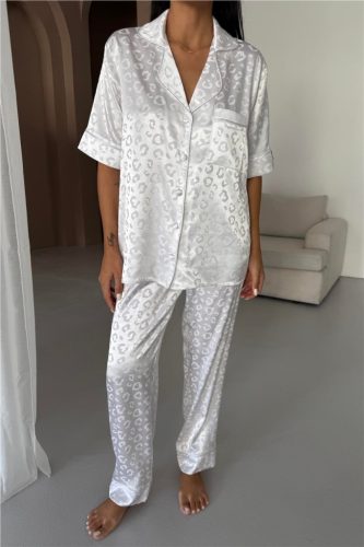 COCO fehér szatén hálóruha szett