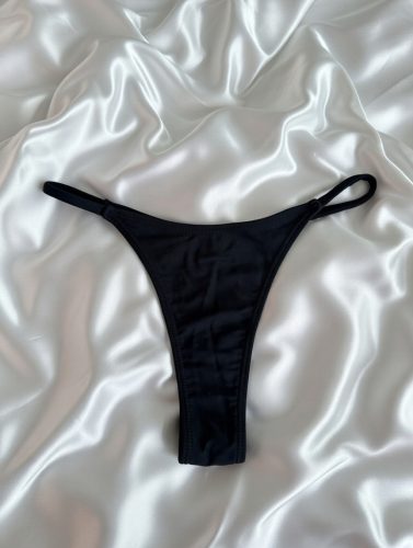 Deborah fekete tanga bikini alsó
