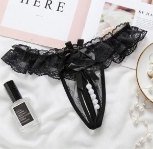 5. Csipkés alul nyitott gyöngyös bugyi