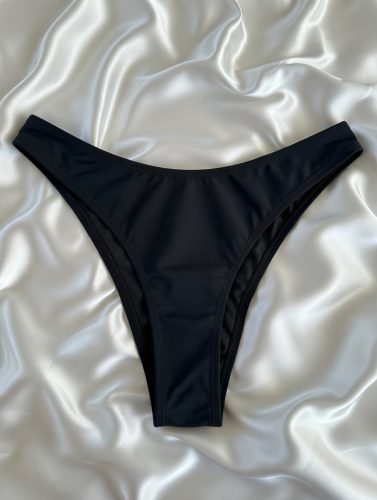 Ulla fekete brazil bikini alsó