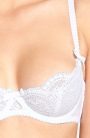 Előformázott, Fehér színű, csipkés melltartó Vanesa