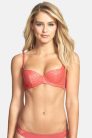 Vörös színű melltartó, párnázott kosarakkal Adela