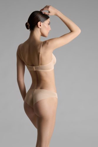 Exkluzív tüll testszínű brazil bugyi