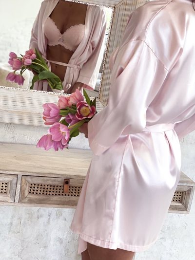 SZK34-PDR-Púderrózsaszín szatén kimono