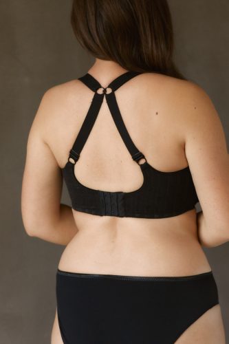 Perfect fit csíkos mintás plus size melltartó