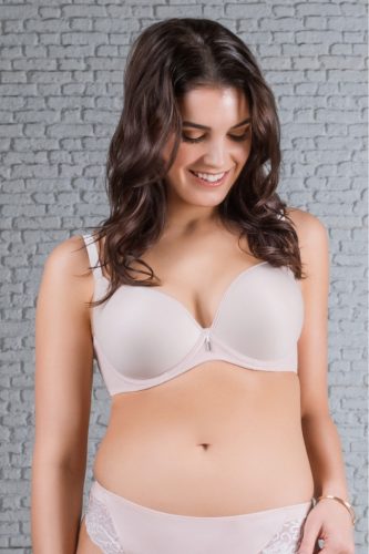 Mélyen dekoltált melltartó, vékony szivacsbetéttel