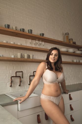 Púder luxus csipkés bugyi